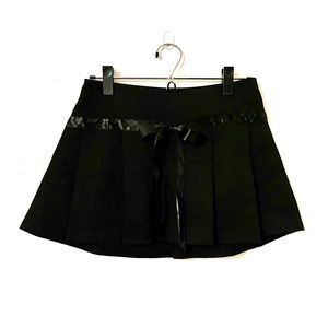 Heavy Red Black Mini Skirt size small